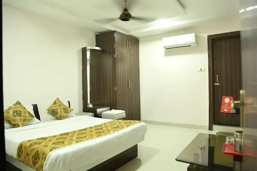 OYO 3749 Hotel Krishna