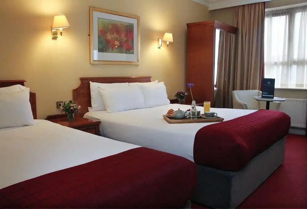 Mary Mullens Rooms Eyre Square