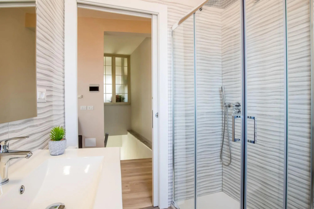 Three-room apartment with terrace sunrise view from the sea-Alba Del Mare