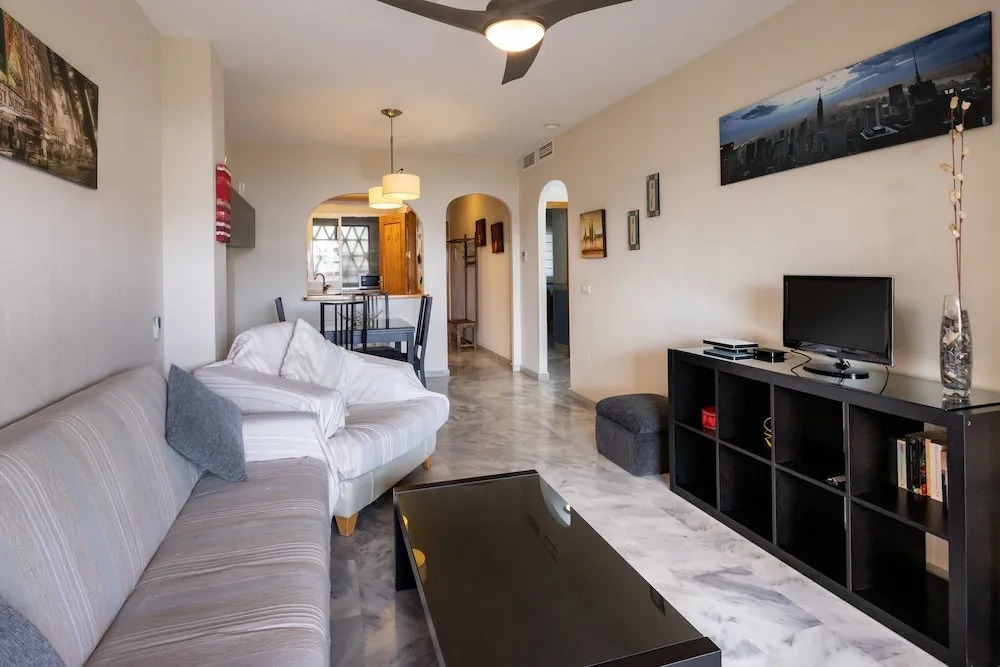 Colinas del Faro - Modern 2BR Apartment With Big Terrace, 10 Mins Walk to the Beach