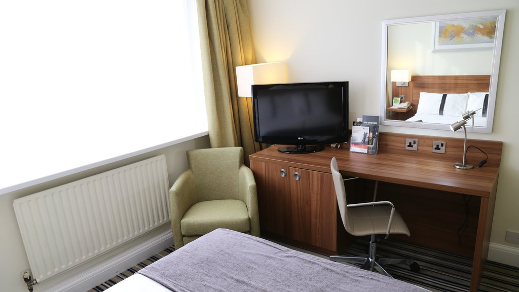 Holiday Inn Runcorn M56 Junction 12 by IHG
