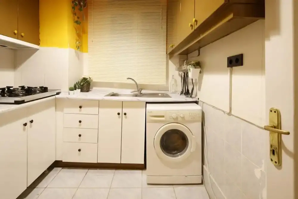 Vibrant Flat With Excellent Location in Beyoglu