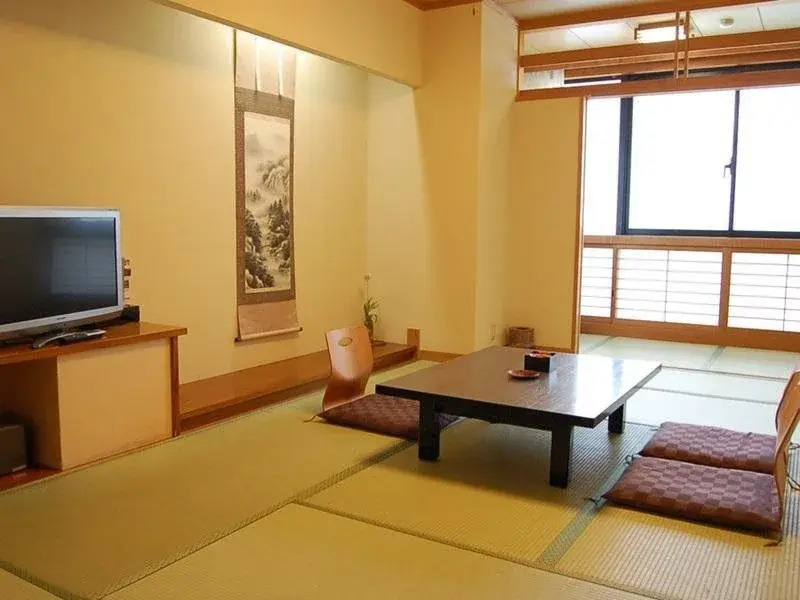 Yuzen Hotel