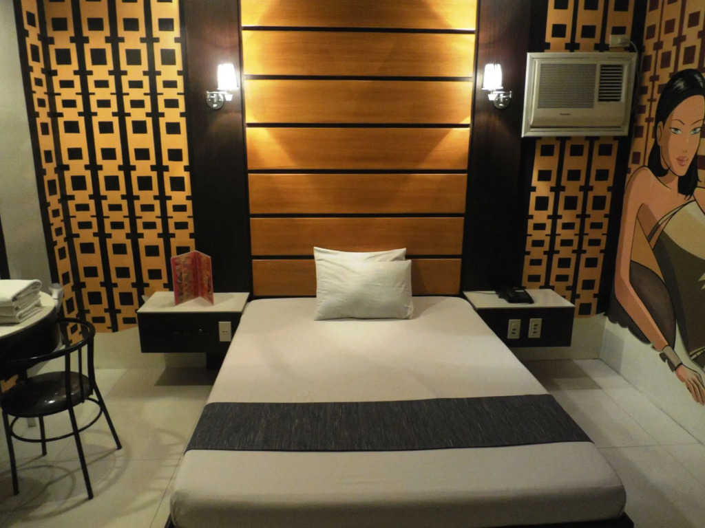 Harts Hotel-Quezon City