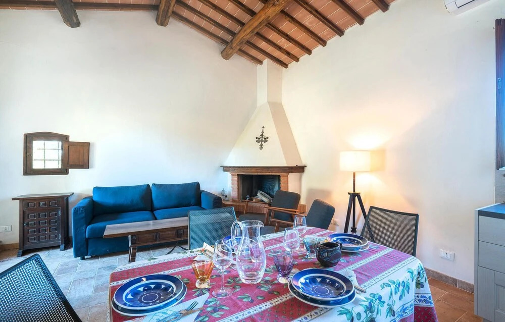 Nice Home in Casole D'elsa With 1 Bedrooms, Wifi and Outdoor Swimming Pool