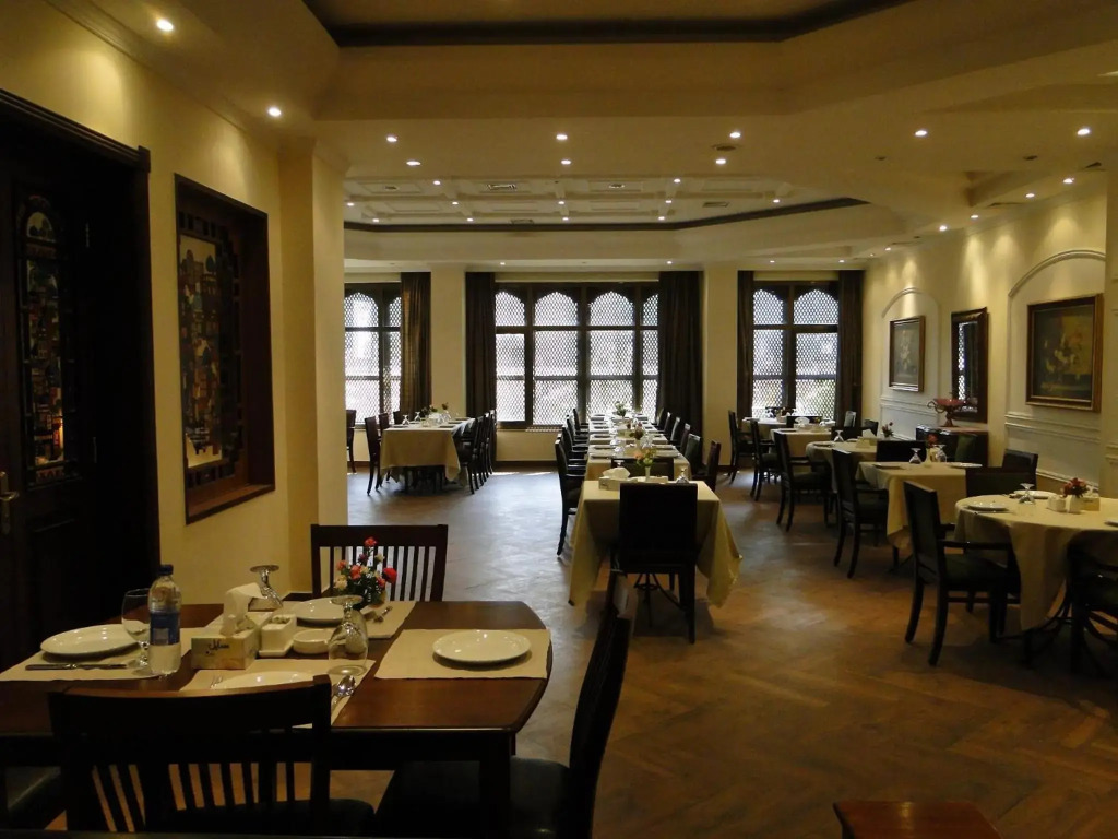 Shanasheel Palace Hotel