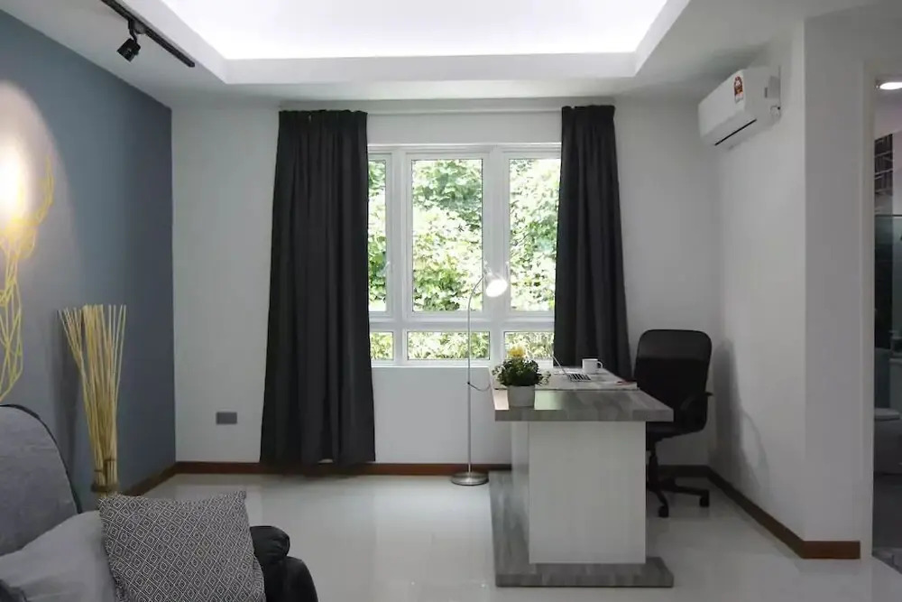 YO.OM Families Luxury Condo Gateway 6 Pax
