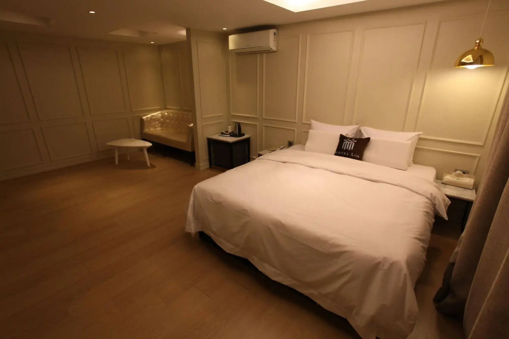 Yeoksam Hotel LIN