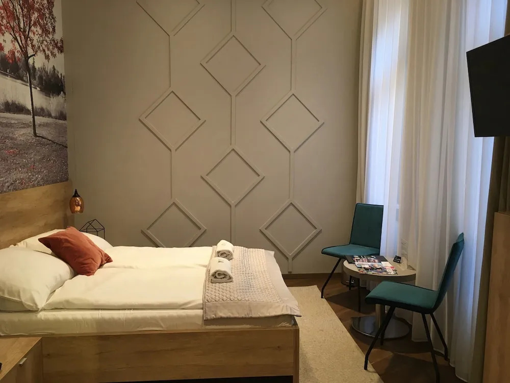 Lakeside Budapest Residences 1 MIN FROM METRO
