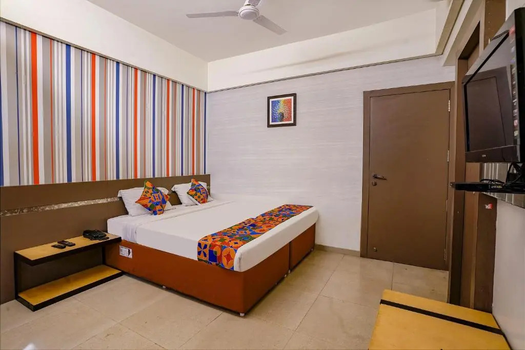 FabHotel Gargi Deluxe - Nr Raja Dinekar Musuem