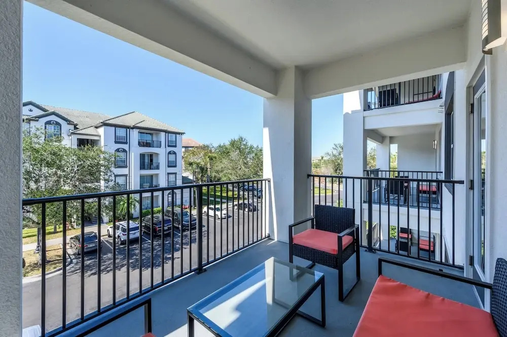 Brand New Modern Vista Cay Reserve Condo - 5008