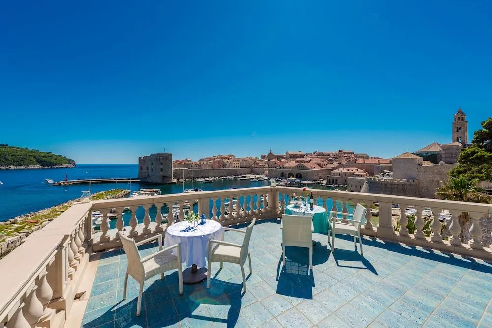 Villa Adriatica - 4 bedroom vacation house