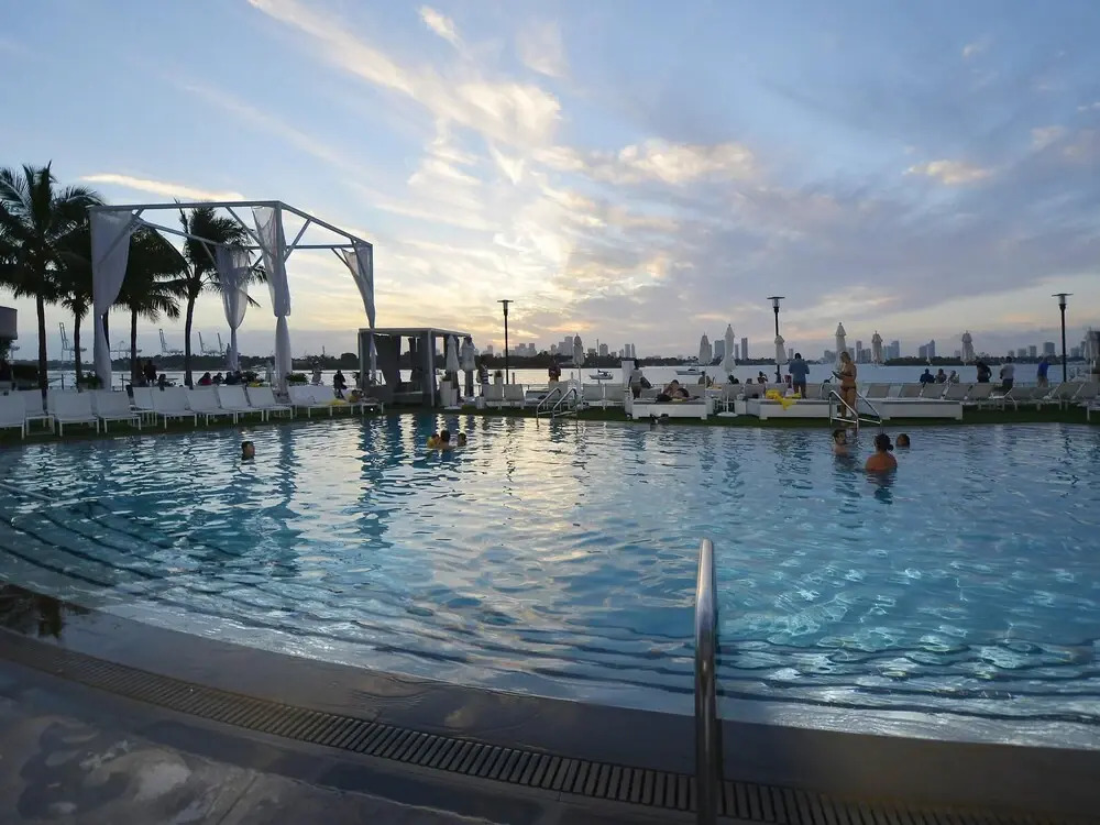 Miami World Rental - Mondrian 608