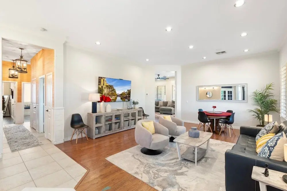Dublin in Gilbert With 4 Bedrooms and 2 Bathrooms