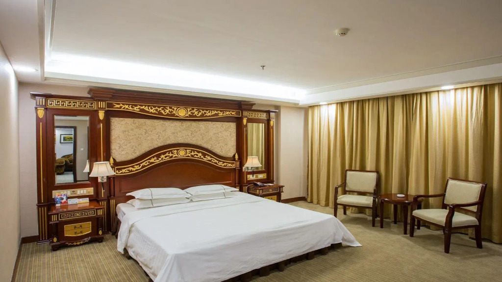 Zhong Hua Hotel