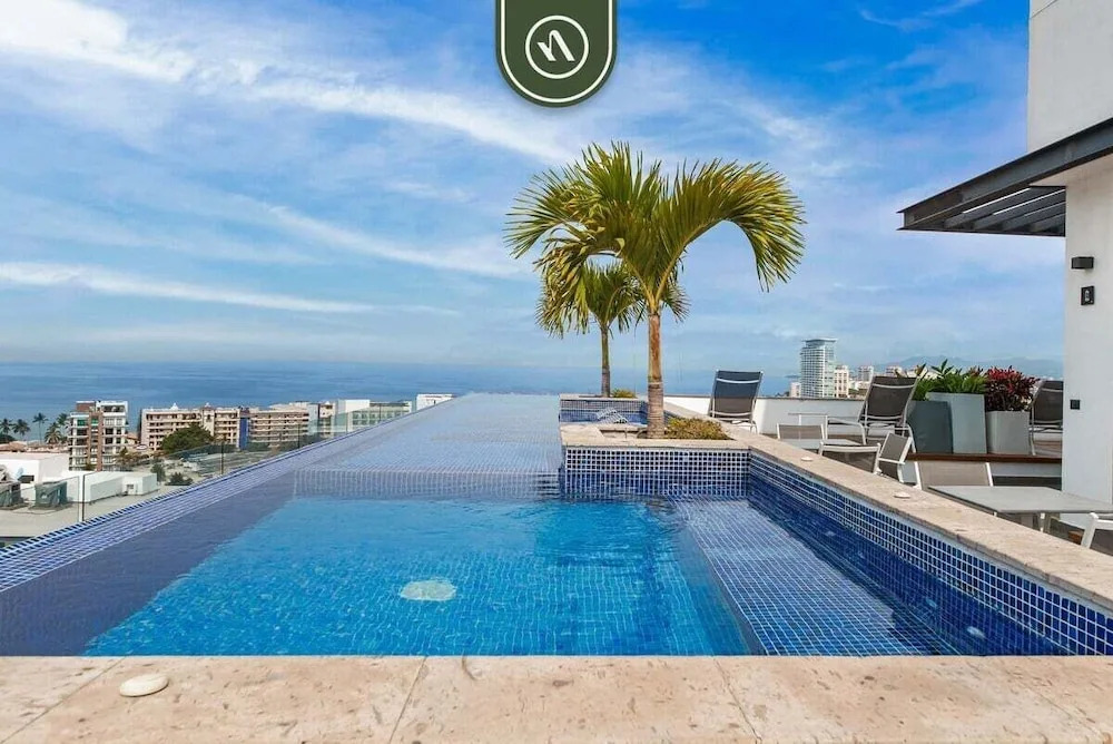 Equipped 1BR Condo With Private Balcony - Pool