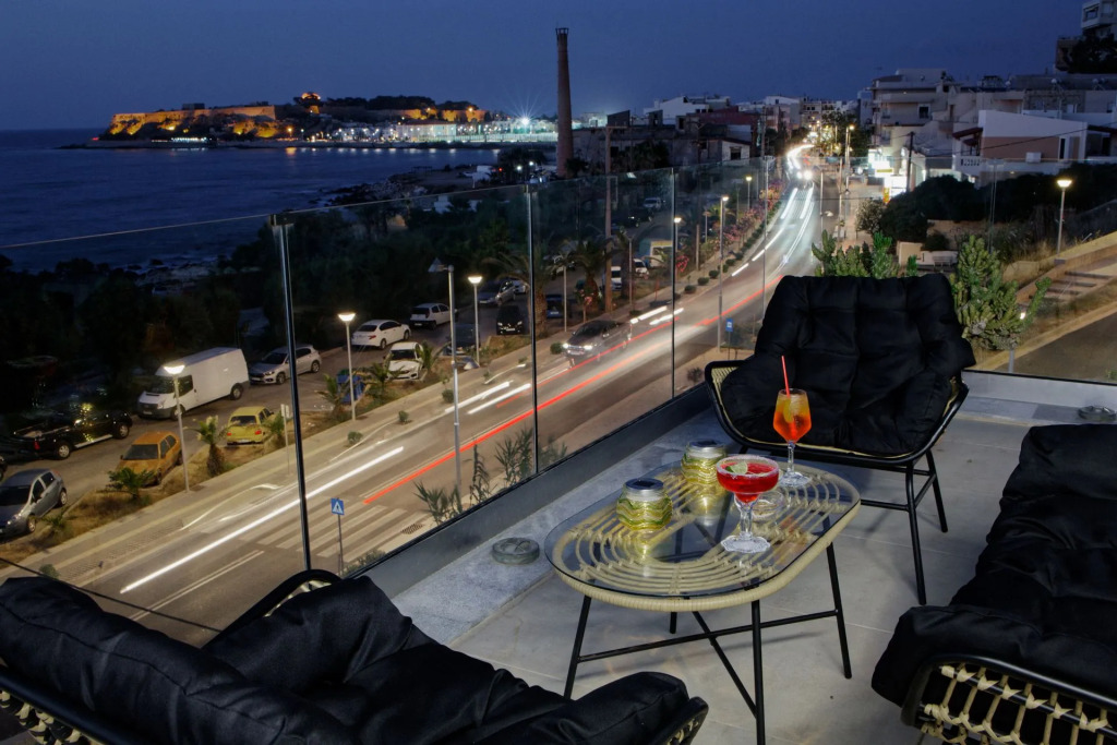 Archipelagos Hotel