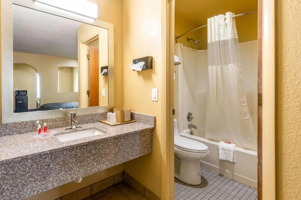 Southern Inn and Suites