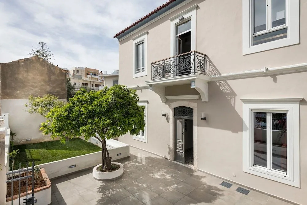 Camara Residence