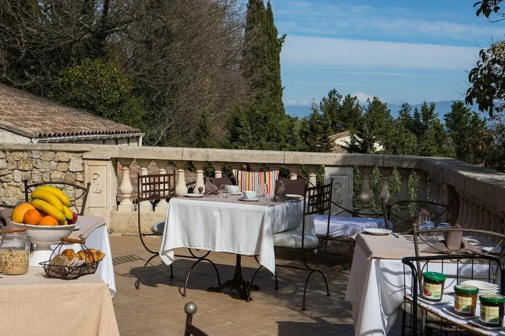 In Provence Hôtel - Hôtel de Charme