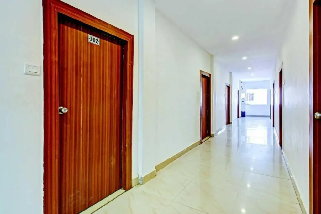 Hotel Meridian Grand