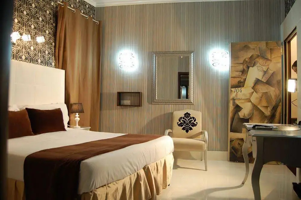 Majestic Luxury Hotel Spa & Beach