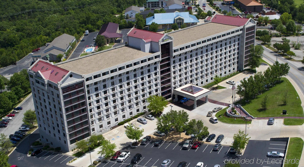Отель Thousand Hills Resort