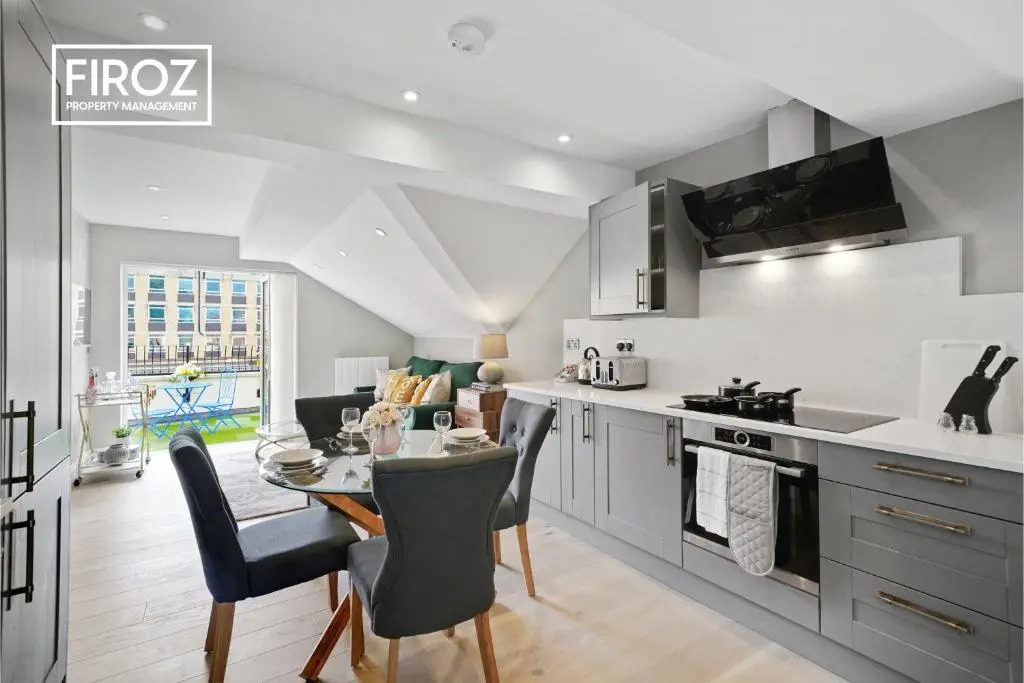 Top Quality 2 Bed 1 Bath Apartments For Contractors By Redwood Stays