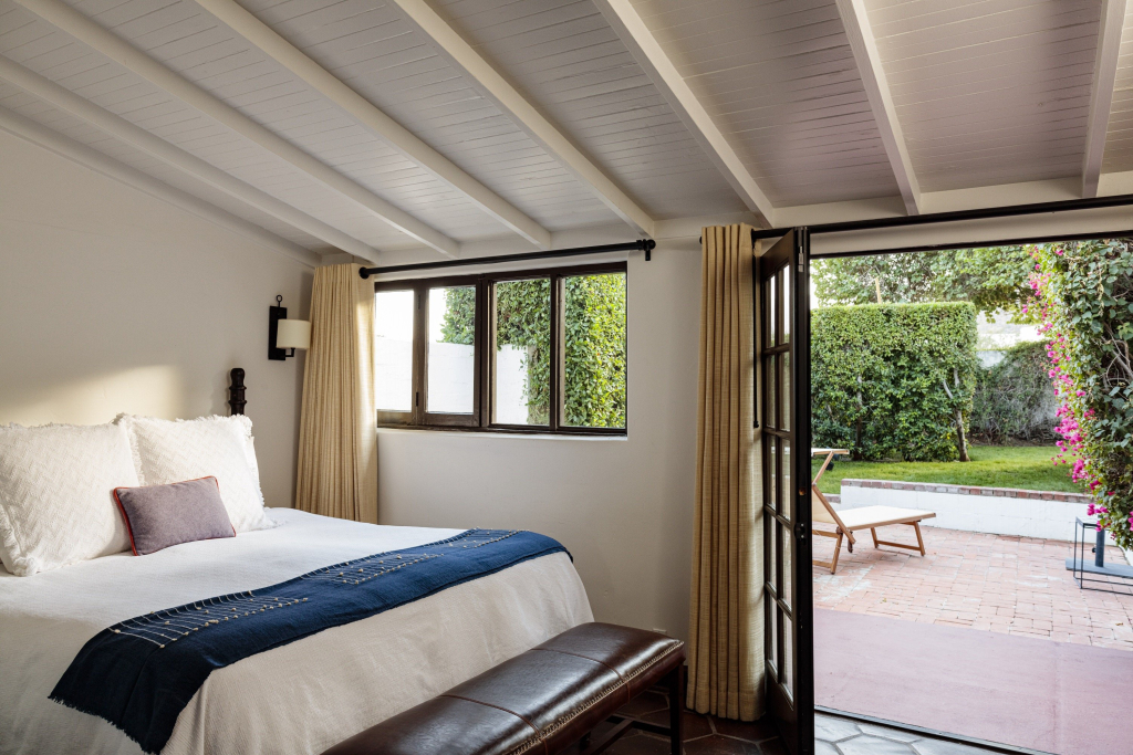 Ingleside Estate Hotel & Bungalows- Adults Only