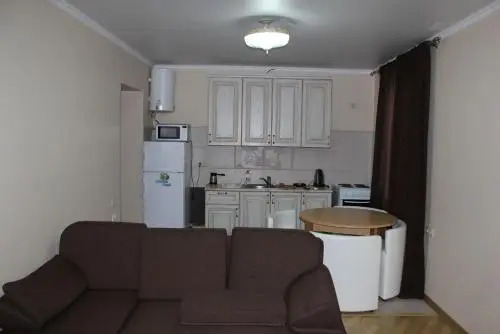 Guest House na Chehova 26
