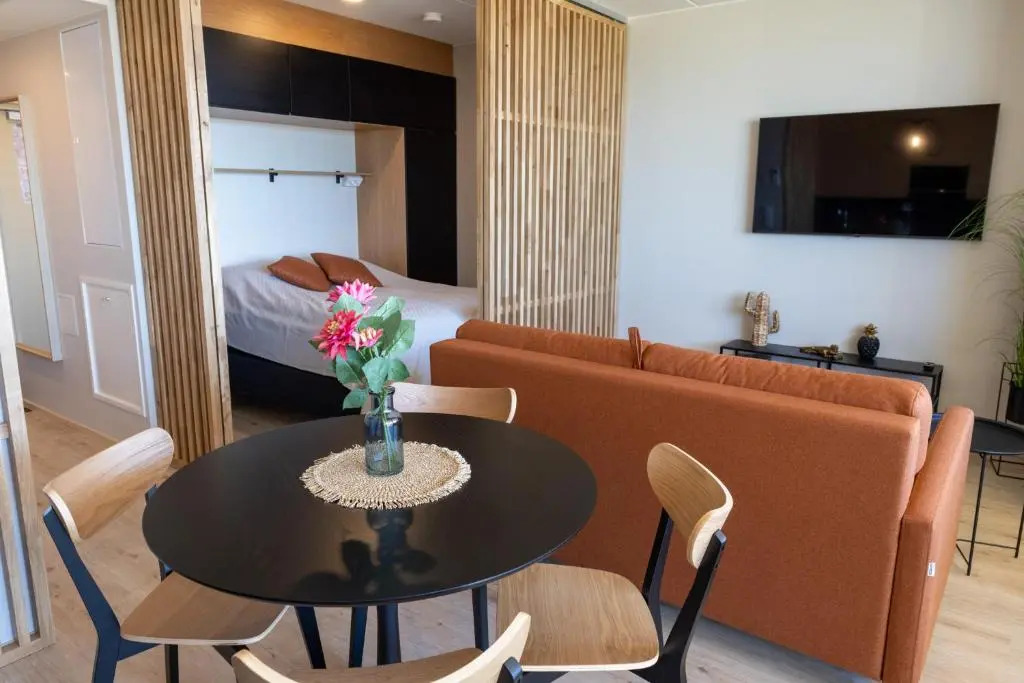 Marina Resort A5