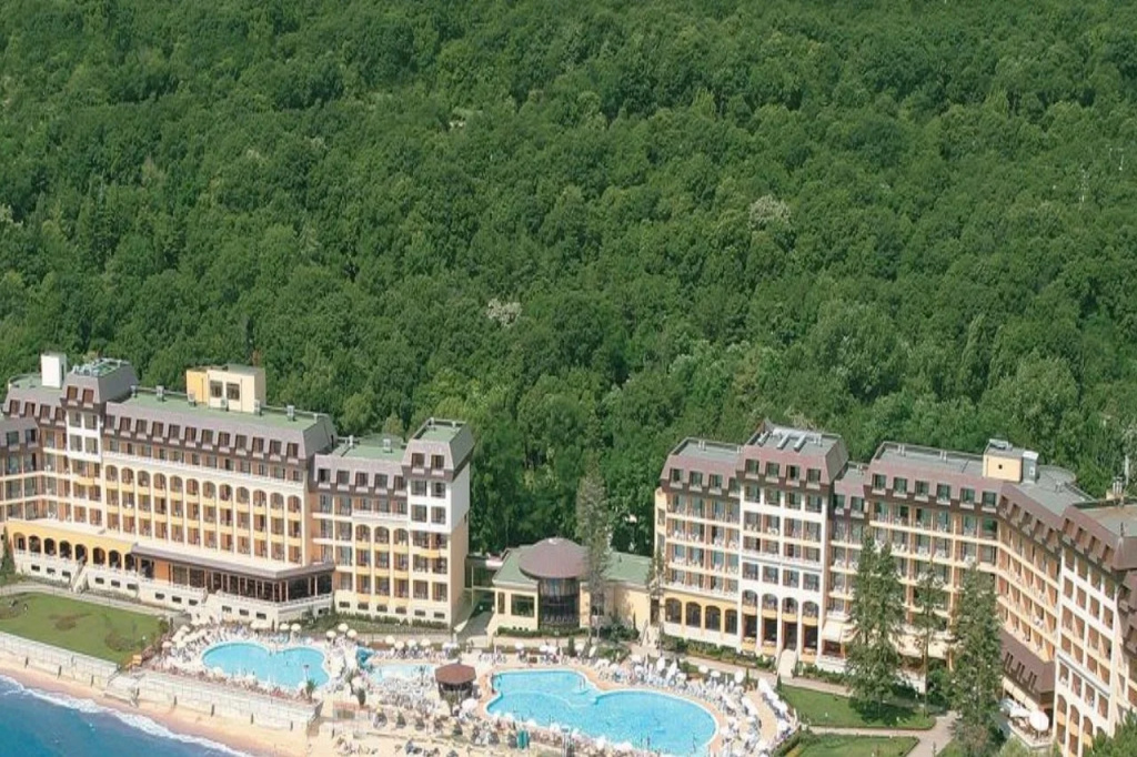 HVD Riviera Beach Ultra All Inclusive & Mineral Pool