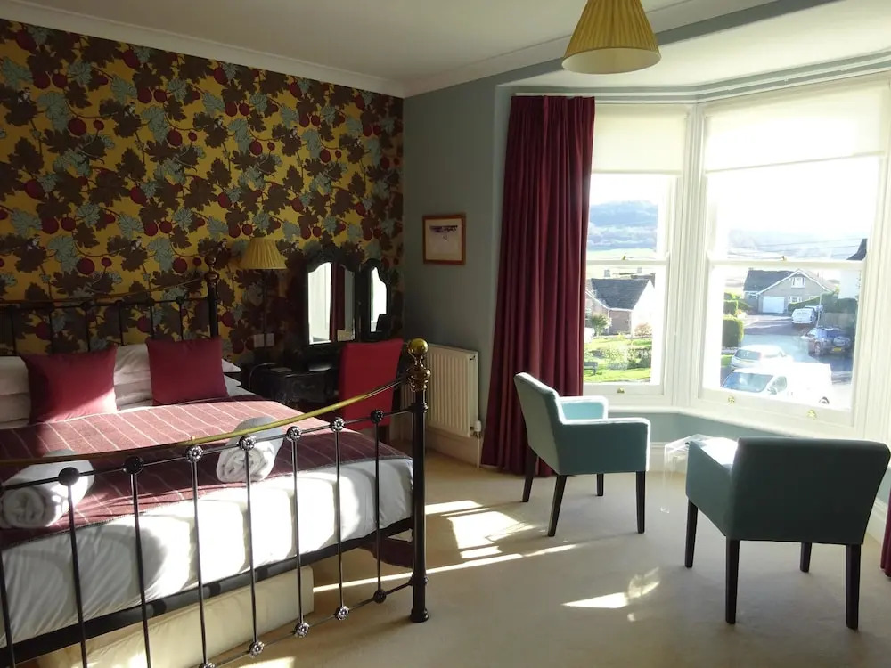 Yeoman's Acre Bed & Breakfast