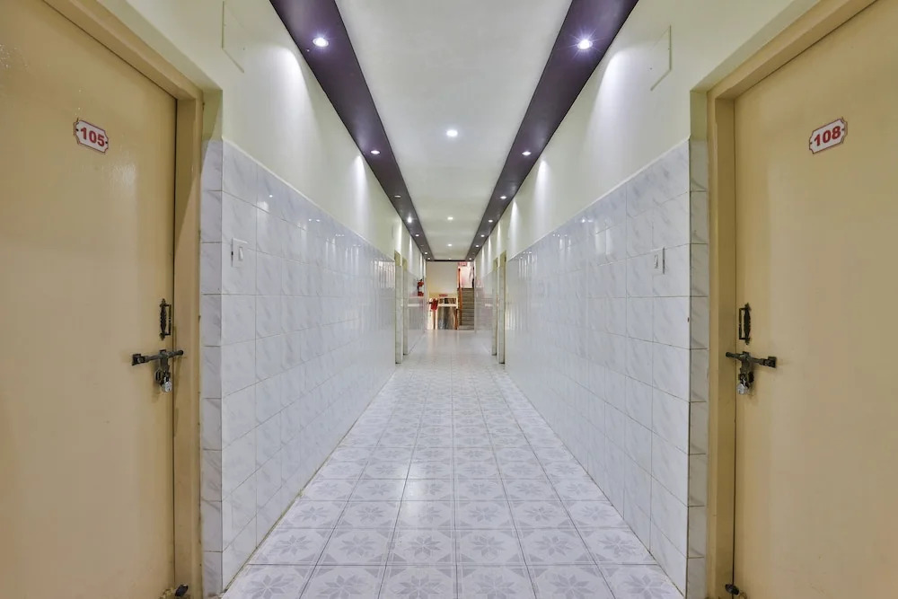 Collection O 18385 Hotel Triveni