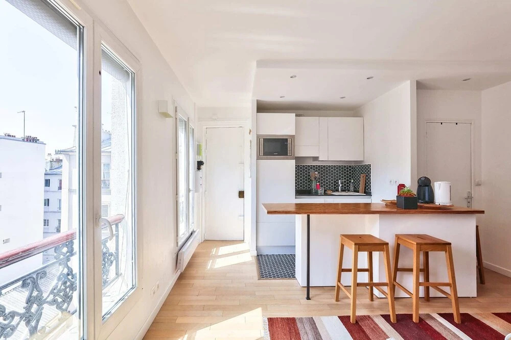 Fully Equipped Apartment Near the Canal Saint Martin