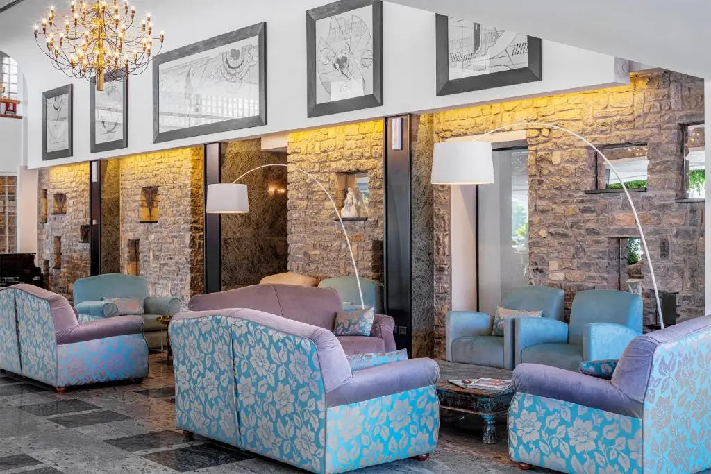 Hotel Excelsior