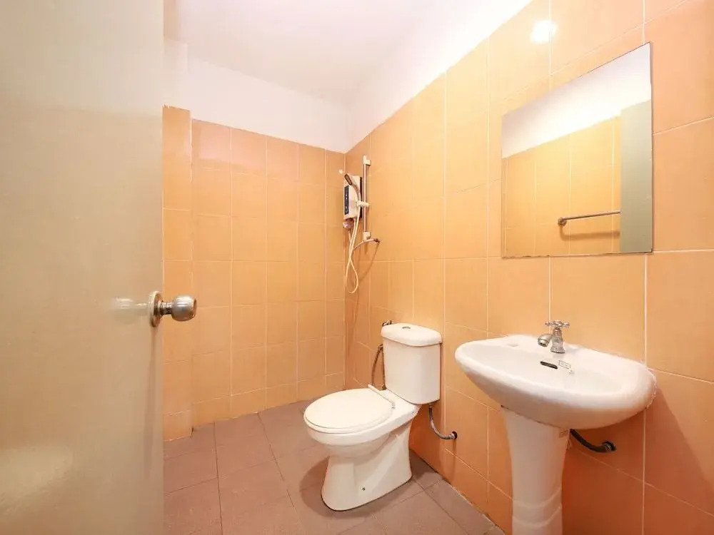 OYO 89676 Hotel 22