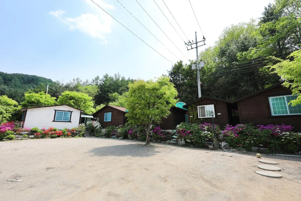 Gapyeong Ihwachon Pension
