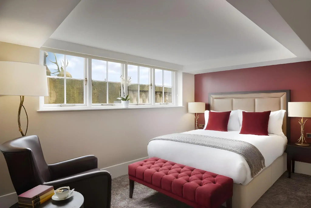 Empire Suites