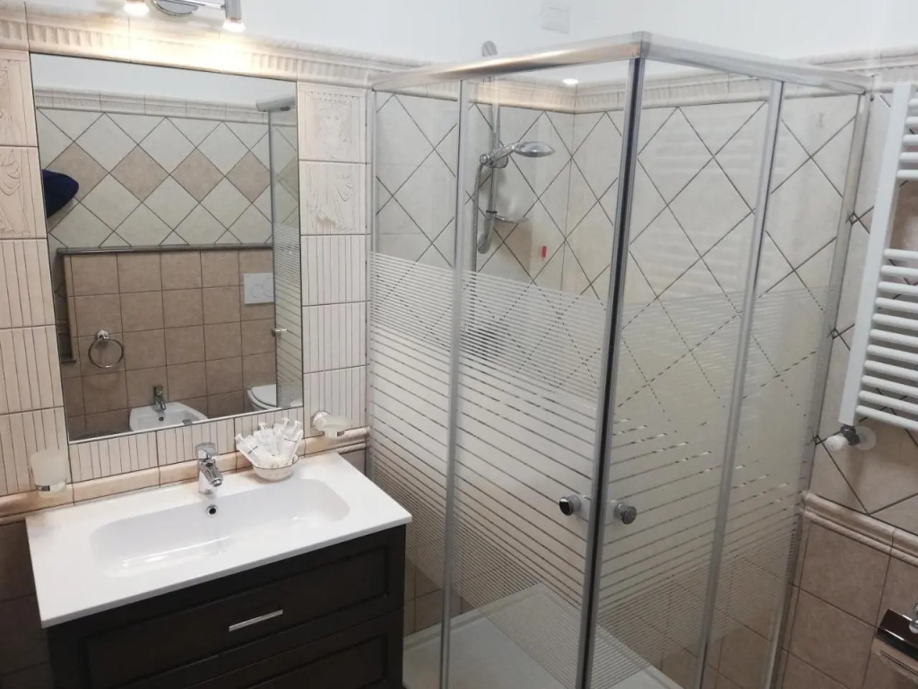 OLYMPUS ROOM