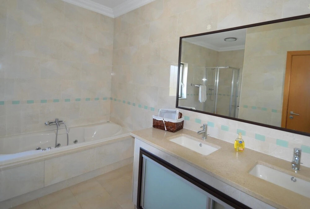 Villa With 5 Bedrooms in Silves, With Private Pool, Enclosed Garden an