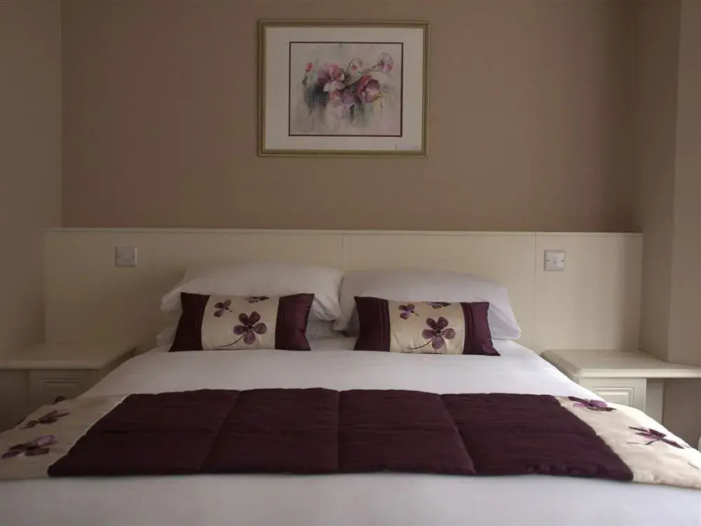 Highclere Hotel