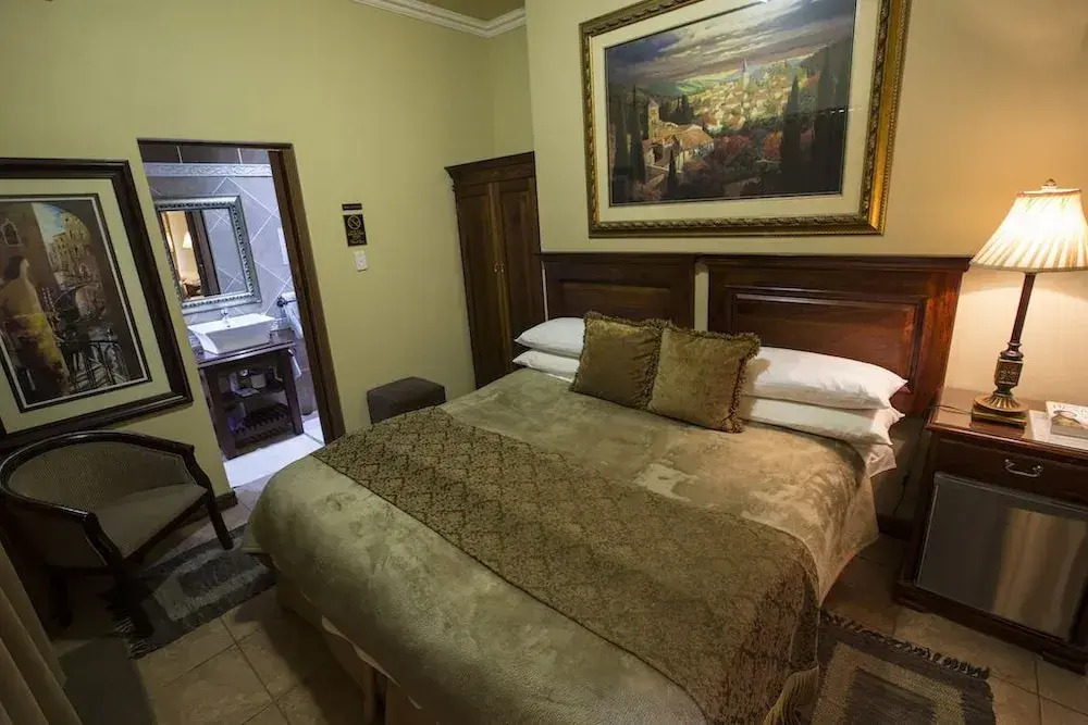 Le Cozmo Guesthouse