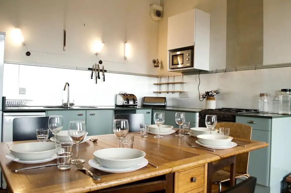 Central 3 Bedroom Flat