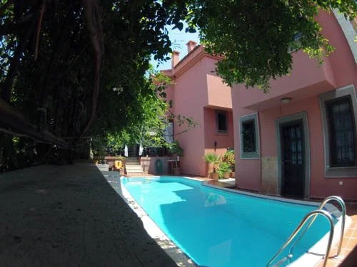 Cundahan Guesthouse