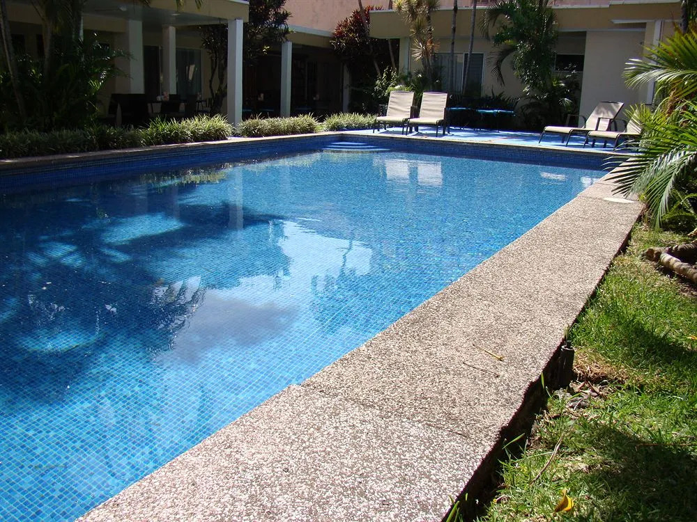 Hotel Colonial en Escazú