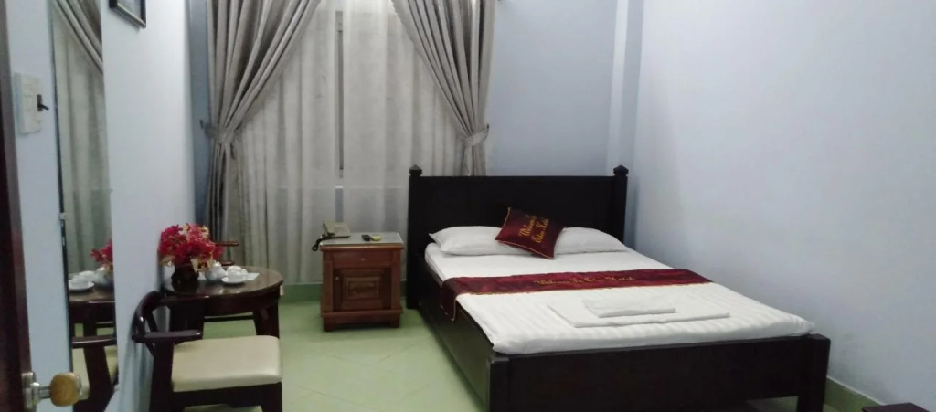 Eden Hotel