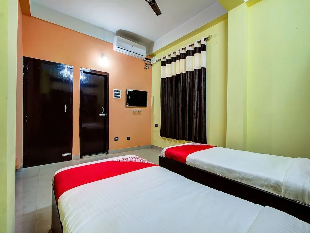 OYO 13927 Green View Guest House