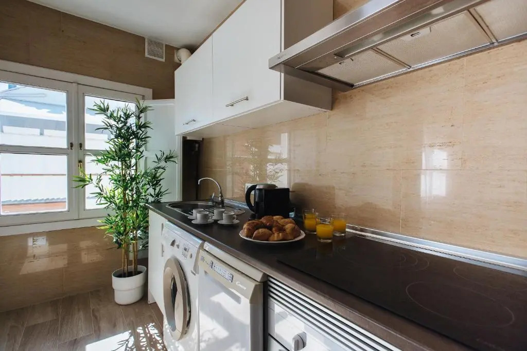Hostly Orfila 3A-3B exclusive Penthouse-Center-Fibre-Parking Optional
