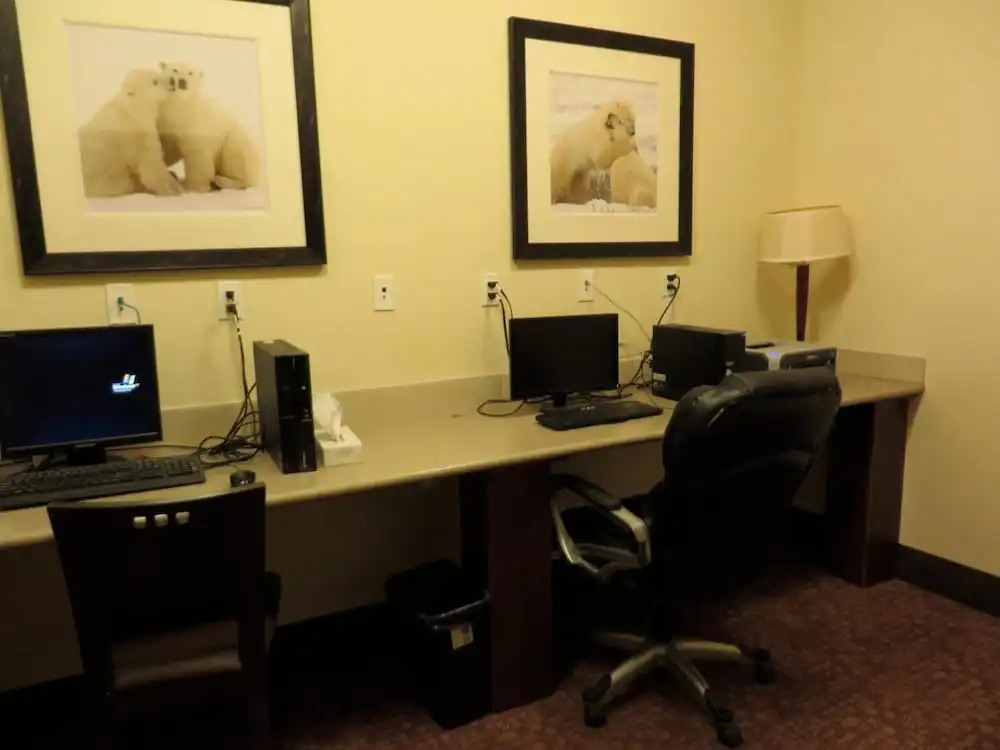 Sigma Inn & Suites Hudsons Hope